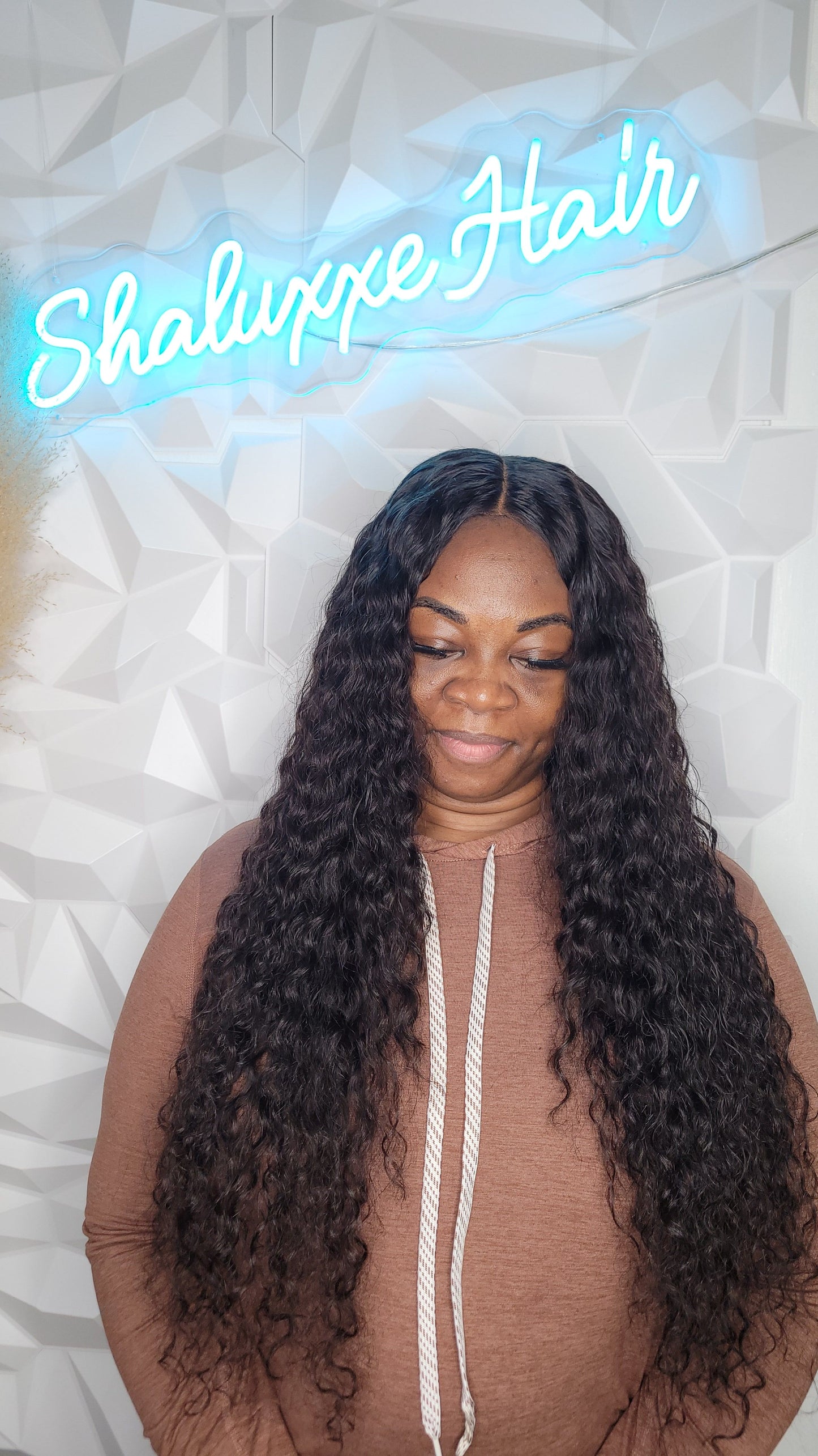 Sasha Glueless Wavy Lace Wig